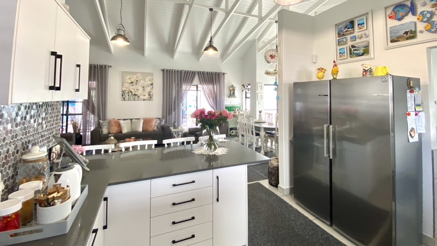 3 Bedroom Property for Sale in Atlantic Shores Beachfront Estate Western Cape